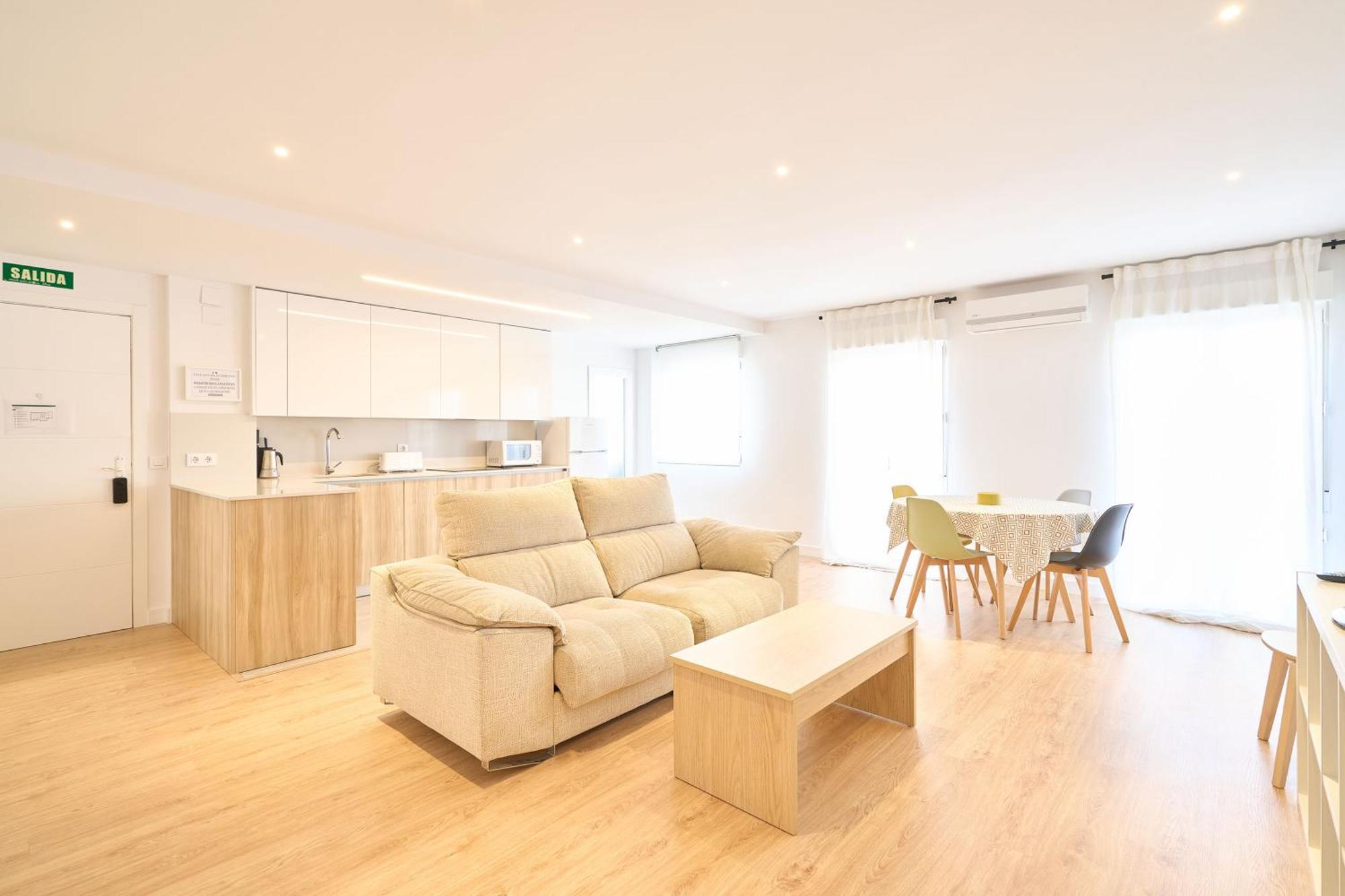 La Brisa Del Jerte By Keyhom Apartment Plasencia Exterior photo